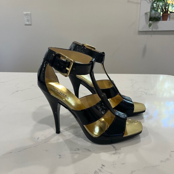 Michael Kors Upton Ankle Platform Crinkled Patent Leather Strappy Sandals Size 9 - Picture 2 of 10
